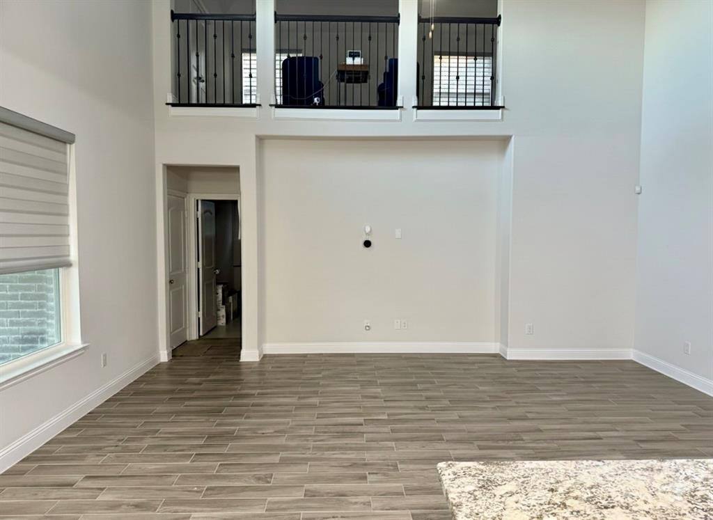 Apartment for rent at 6842 Albany Park, Frisco, TX 75034