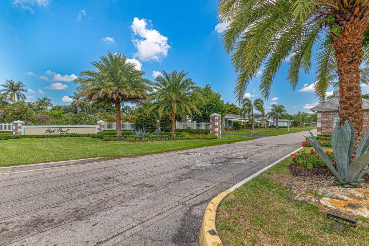 Apartment for rent at 180 High Point Terrace E #180C, Delray Beach, FL 33445