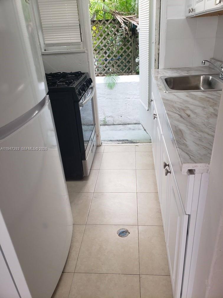 Apartment for rent at 1614 Drexel Ave #2, Miami Beach, FL 33139