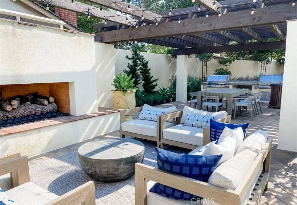 Townhouse for rent at 17 Bedford Court #17, Arcadia, CA 91007