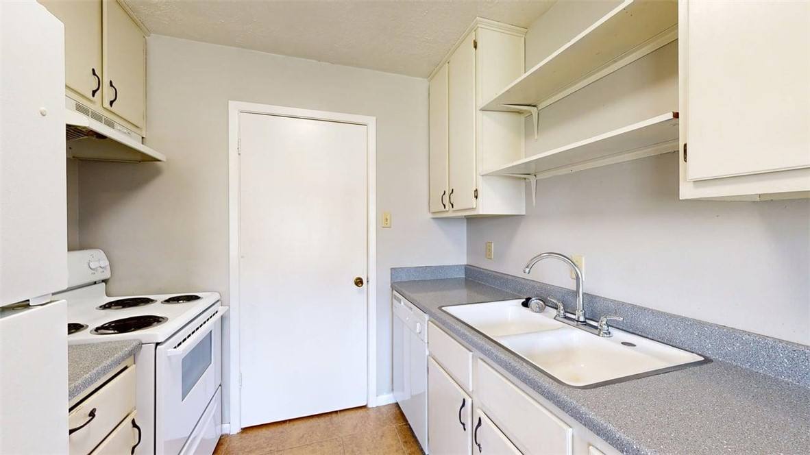 Apartment for rent at 704 Vassar Court #704A, College Station, TX 77840