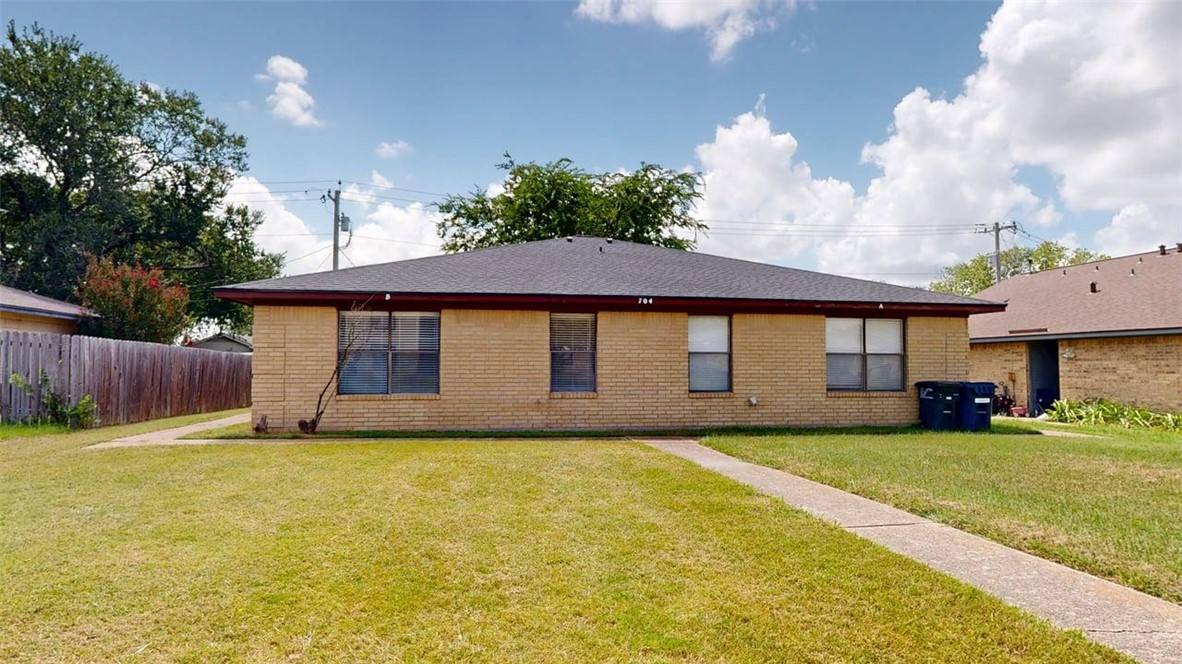 Apartment for rent at 704 Vassar Court #704A, College Station, TX 77840