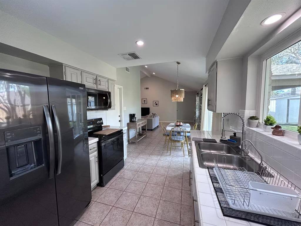 Apartment for rent at 16662 Royal Mile Lane, Houston, TX 77084
