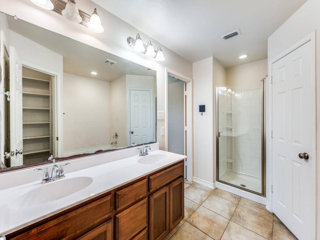 Apartment for rent at 3605 Chapel Hill Lane, Denton, TX 76207