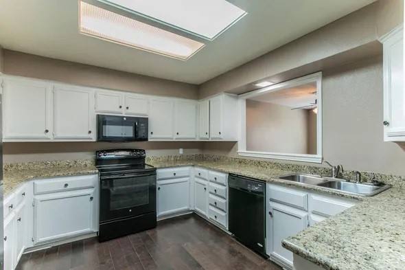 Townhouse for rent at 2804 Stewart Dr #2906, Waco, TX 76708