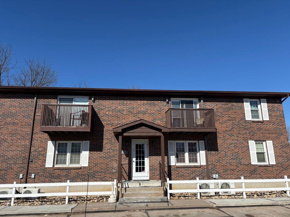 Apartment for rent at 1418 Sorensen Lane, Savanna, IL 61074