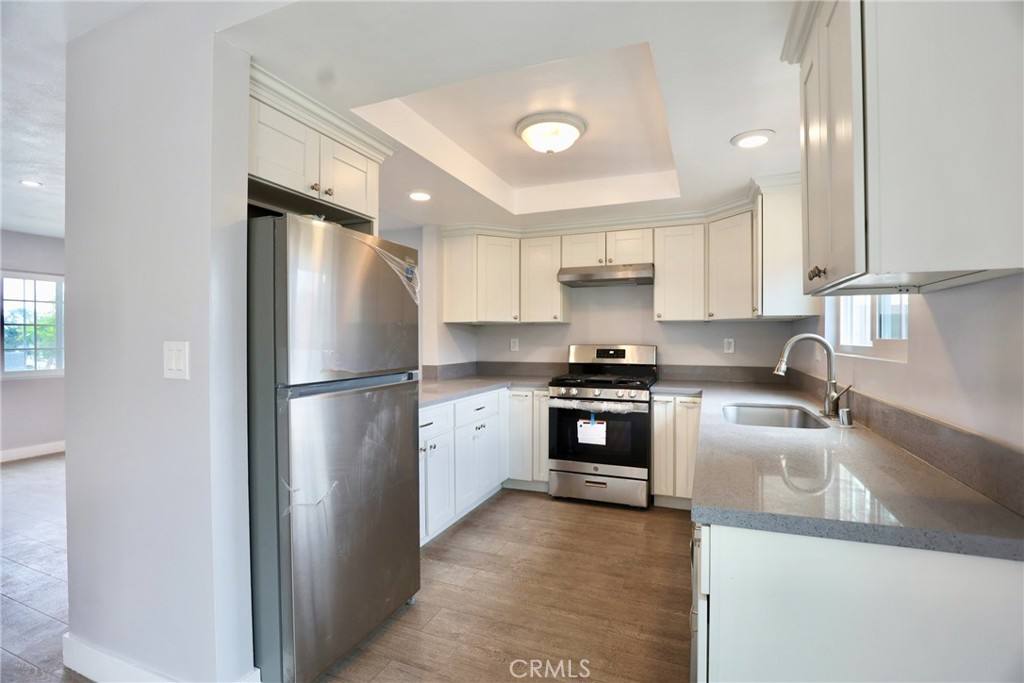 Townhouse for rent at 1745 E Woodbury Rd, Pasadena, CA 91104