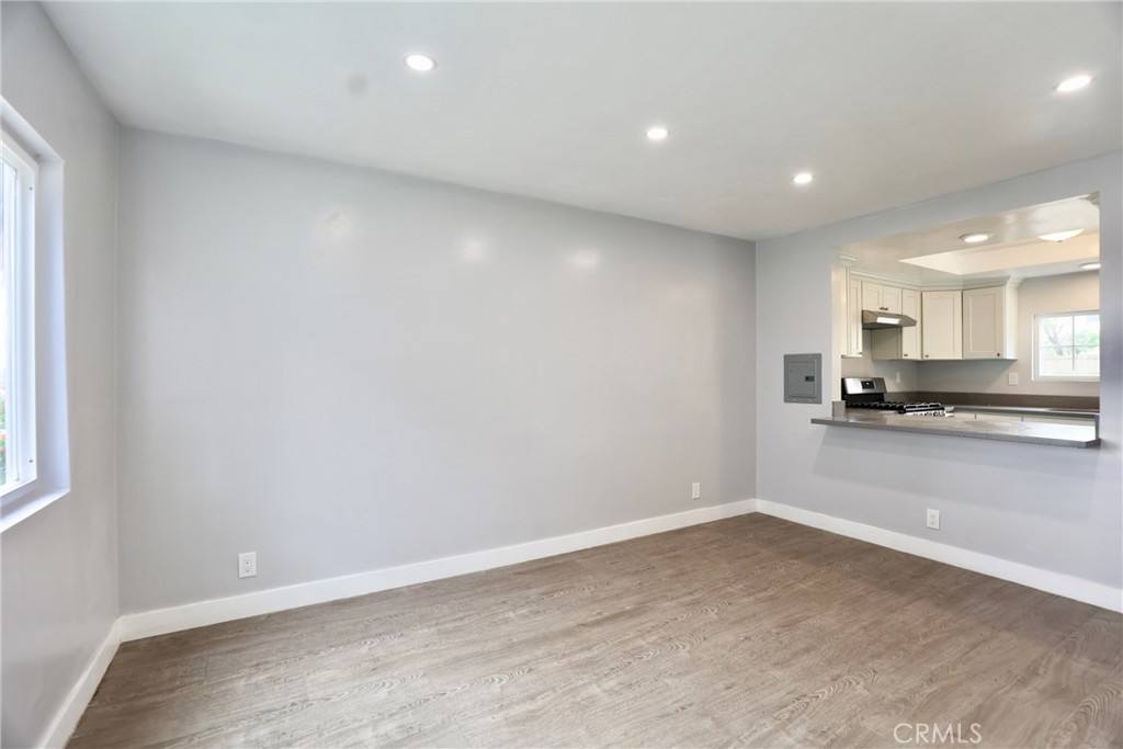 Townhouse for rent at 1745 E Woodbury Rd, Pasadena, CA 91104