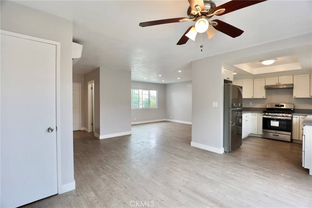 Townhouse for rent at 1745 E Woodbury Rd, Pasadena, CA 91104
