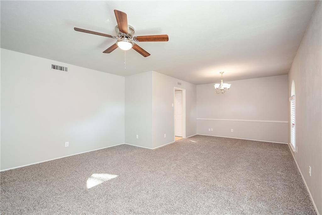 Apartment for rent at 1505 Hayfield Dr, Plano, TX 75023