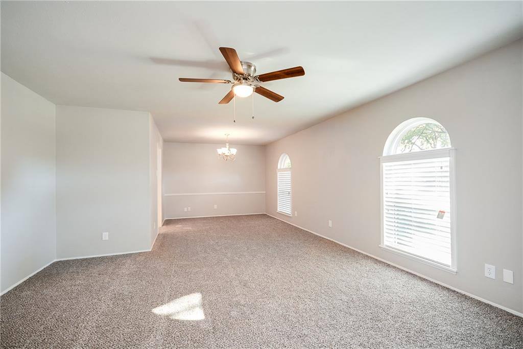 Apartment for rent at 1505 Hayfield Dr, Plano, TX 75023