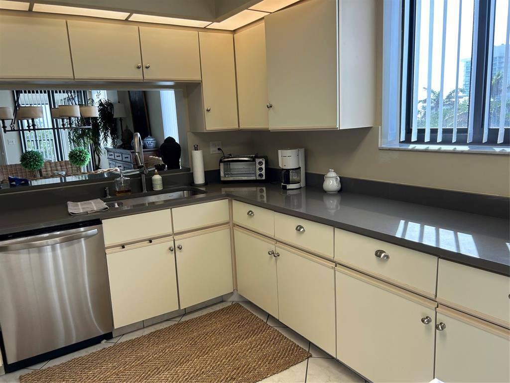 Apartment for rent at 3400 S Ocean Blvd #34005A, Boca Raton, FL 33487