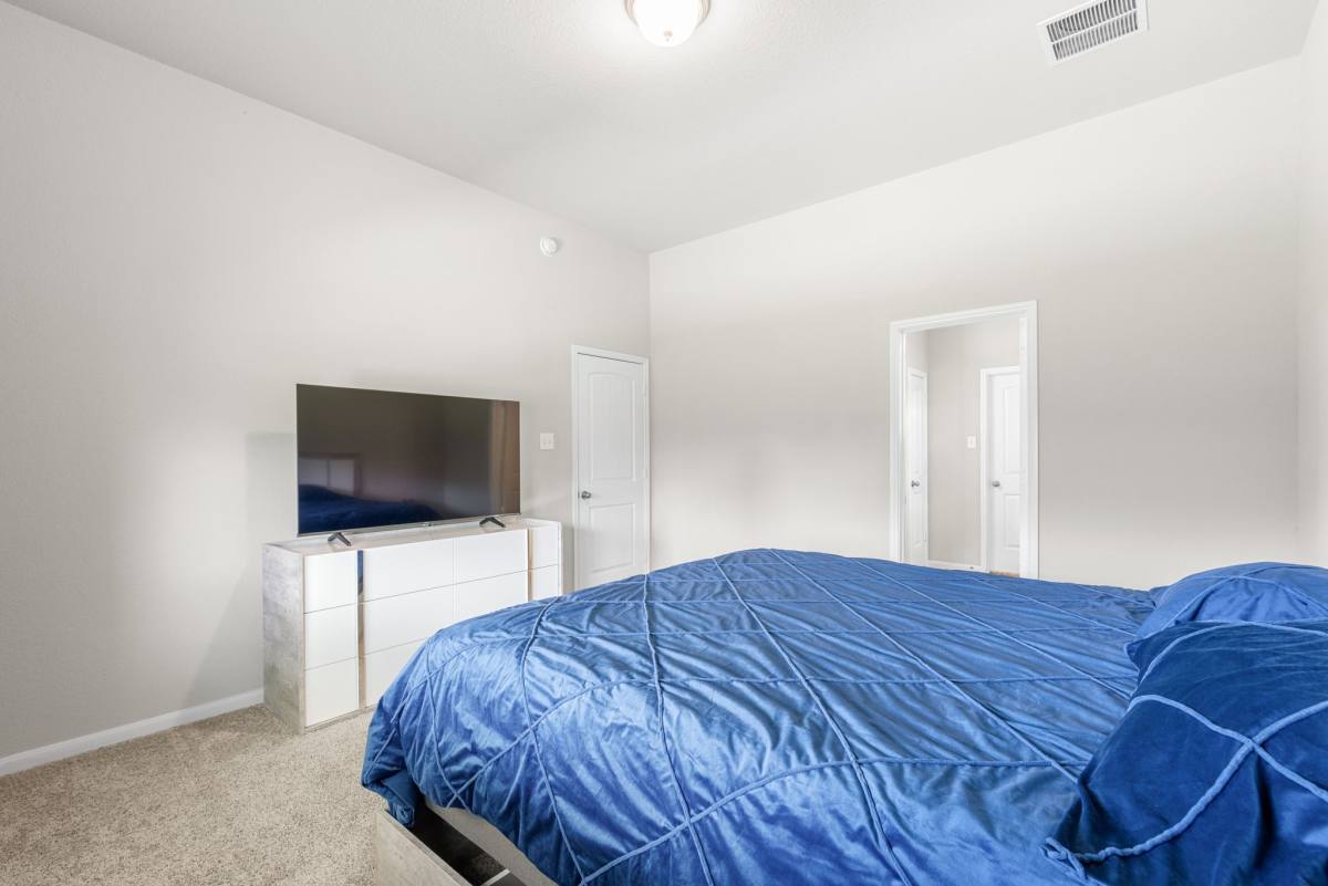 Apartment for rent at 5006 Sunway Dr, Katy, TX 77493
