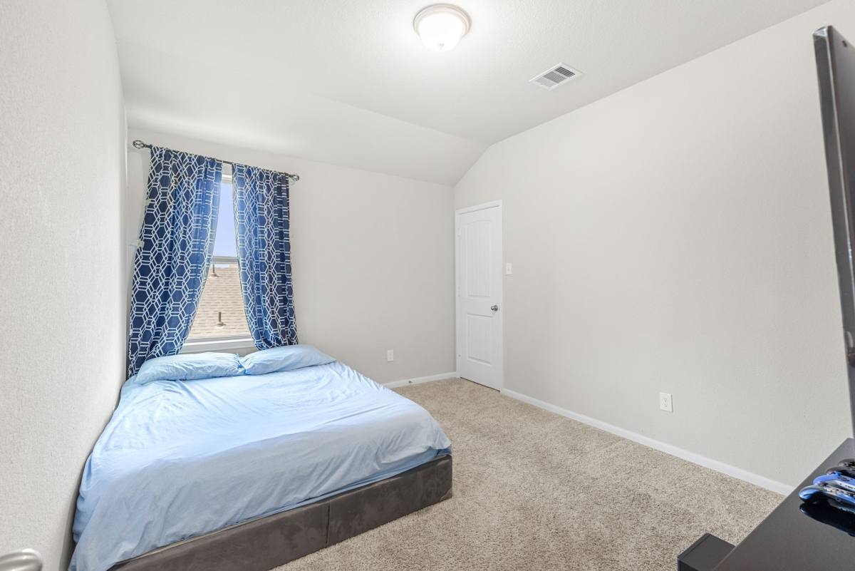 Apartment for rent at 5006 Sunway Dr, Katy, TX 77493