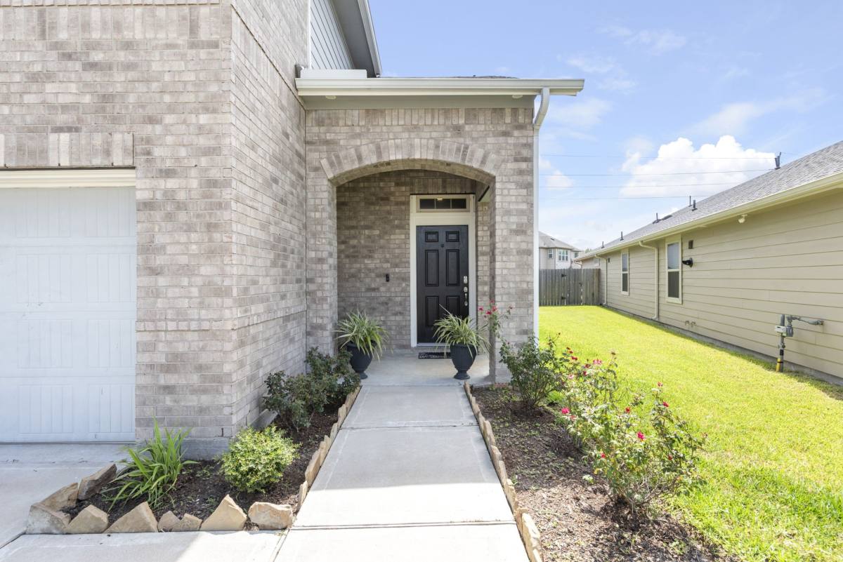 Apartment for rent at 5006 Sunway Dr, Katy, TX 77493