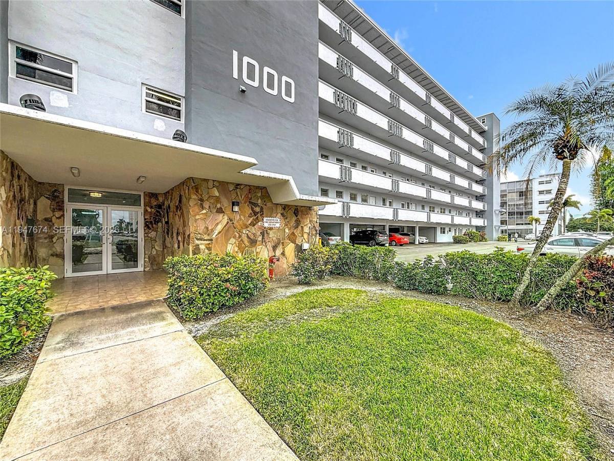 Condo for rent at 1000 NE 14th Ave #411, Hallandale, FL 33009