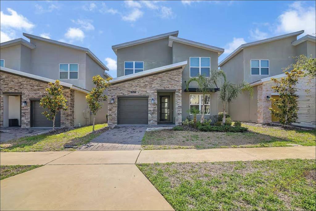 Apartment for rent at 1025 Leader St, Davenport, FL 33896