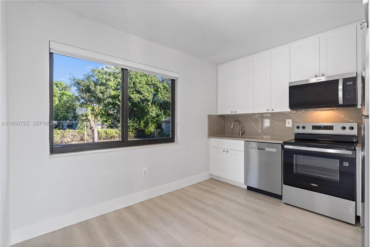 Apartment for rent at 811 NW 115th St #811, Miami, FL 33168