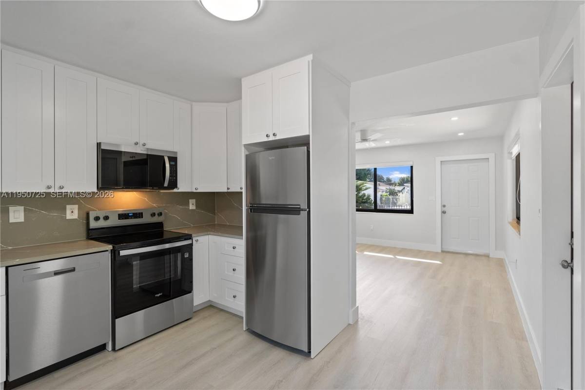 Apartment for rent at 811 NW 115th St #811, Miami, FL 33168