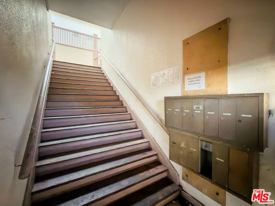 Apartment for rent at 1675 W Martin Luther King Jr Blvd #5, Los Angeles, CA 90062