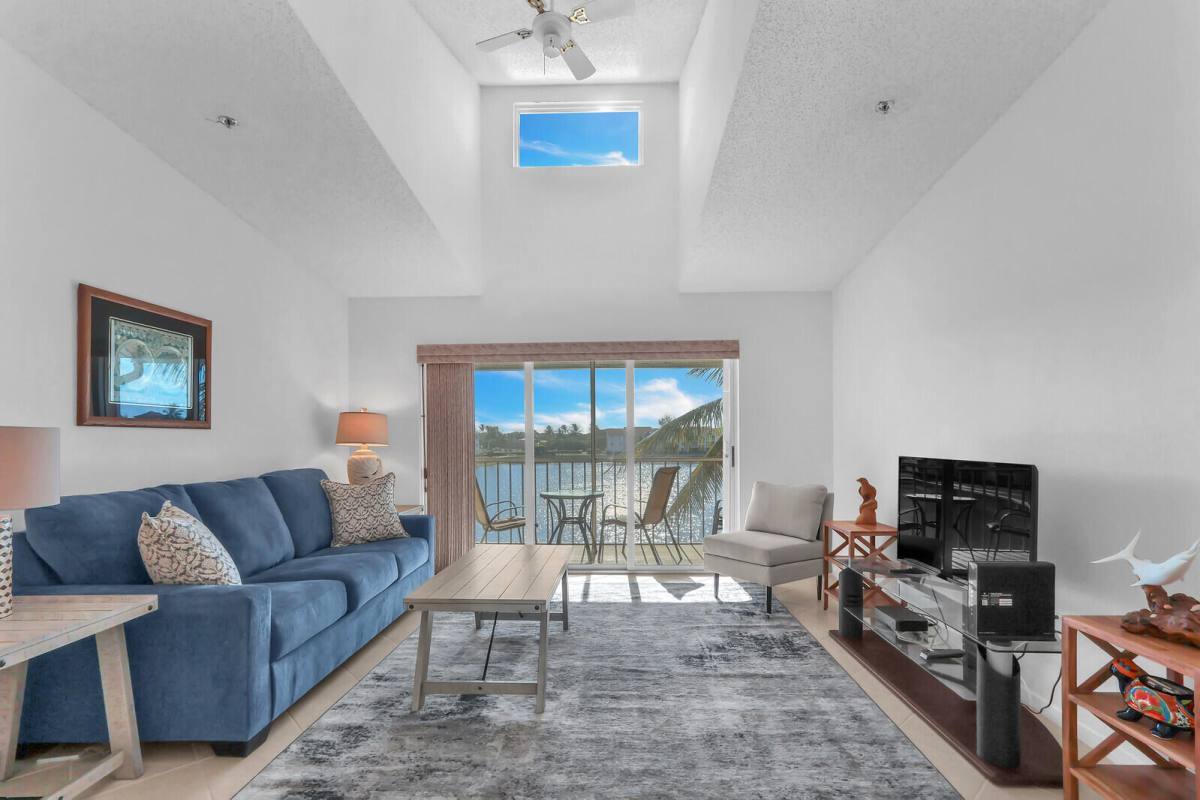 Condo for rent at 4468 NE Ocean Blvd #4468F3, Jensen Beach, FL 34957