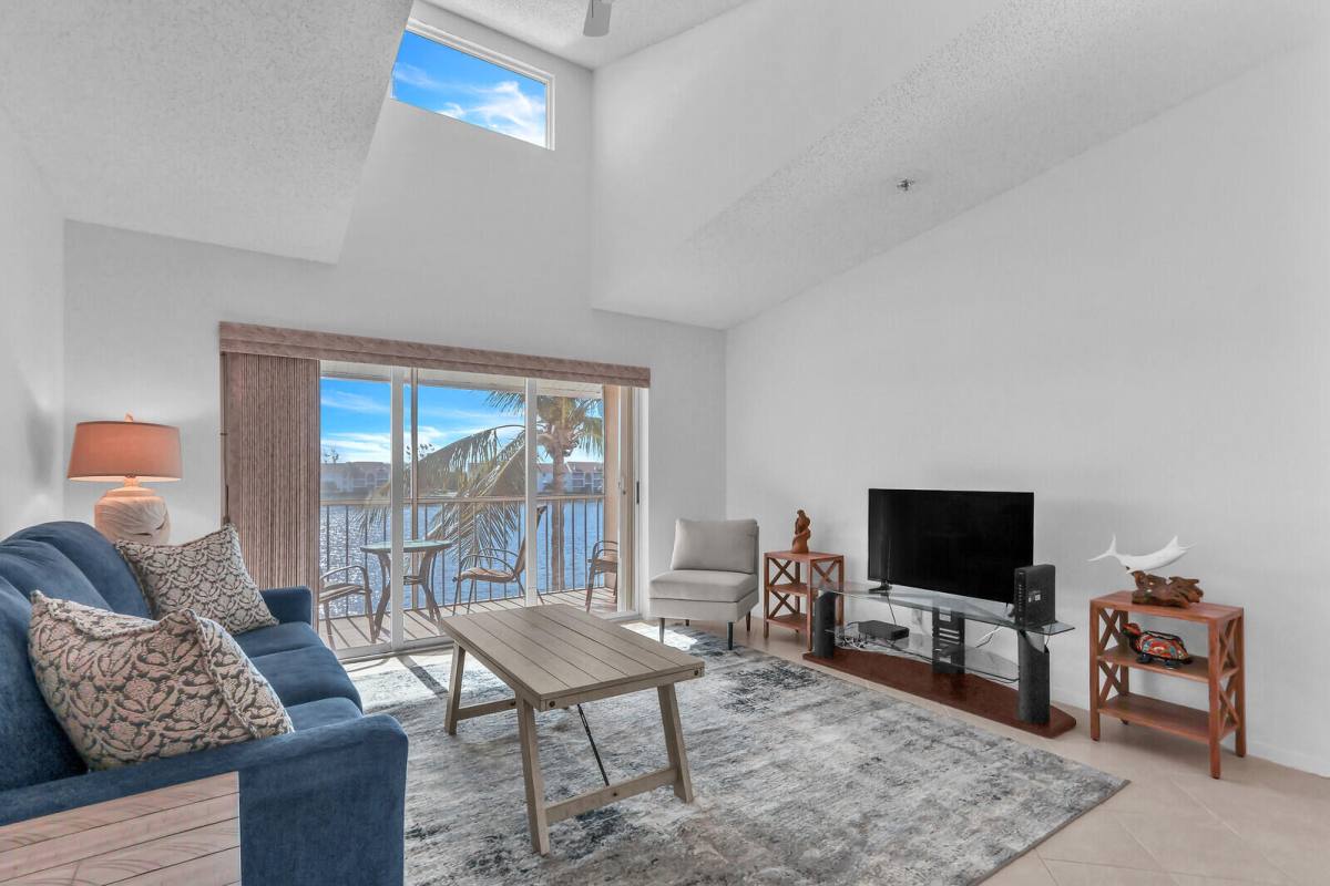 Condo for rent at 4468 NE Ocean Blvd #4468F3, Jensen Beach, FL 34957