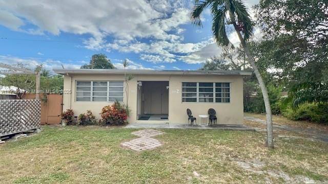 Apartment for rent at 1930 Thomas St, Hollywood, FL 33020