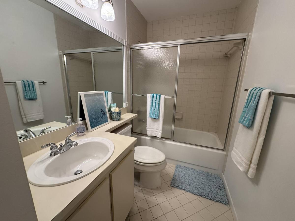 Apartment for rent at 801 Sabal Ridge Circle #801H, Palm Beach Gardens, FL 33418