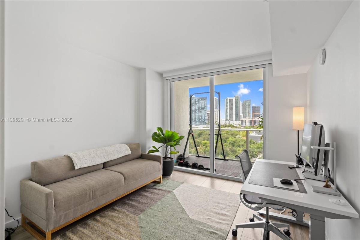 Apartment for rent at 4250 Biscayne Blvd #1218, Miami, FL 33137