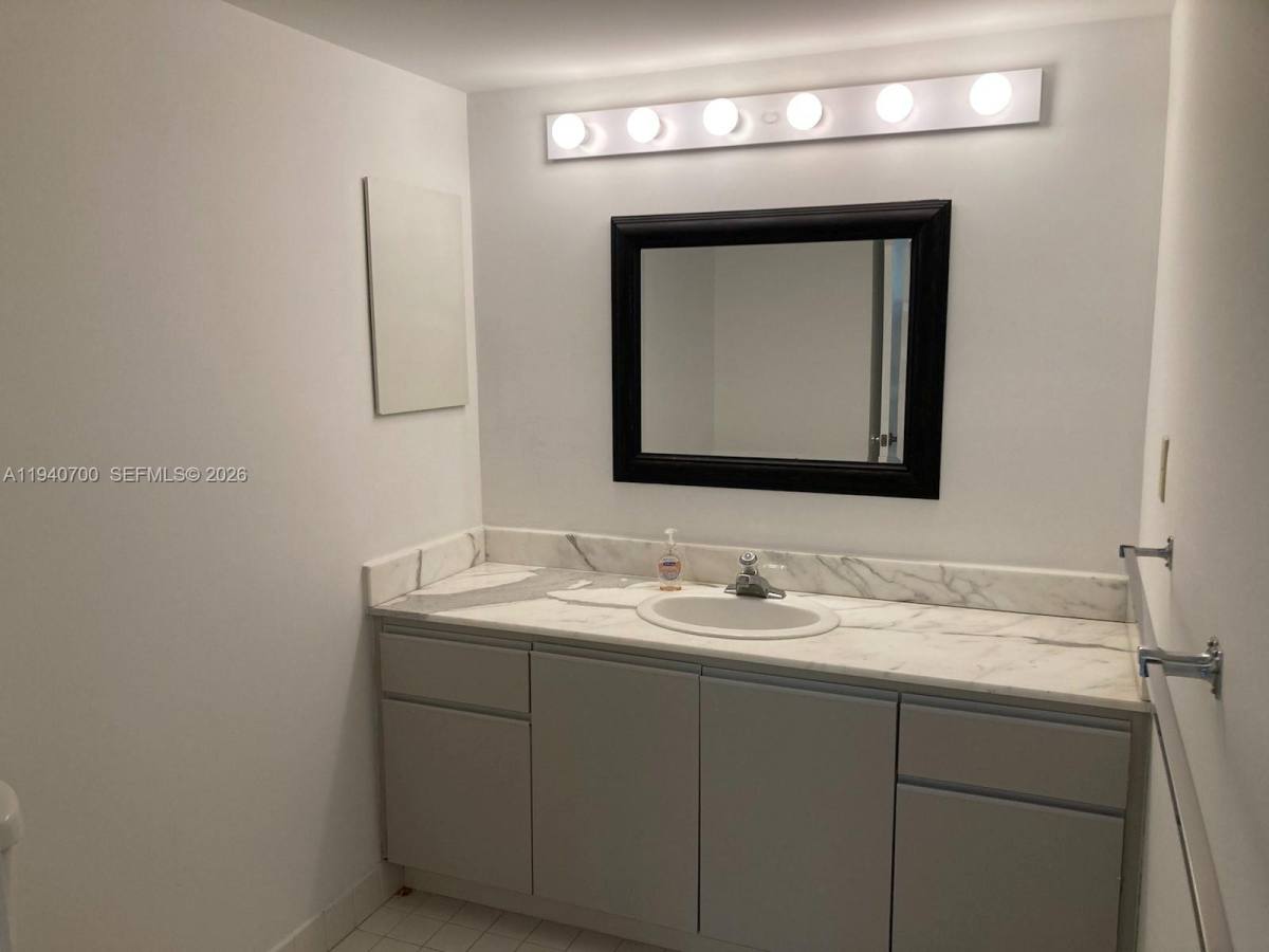 Condo for rent at 2555 Collins Ave #1407, Miami Beach, FL 33140