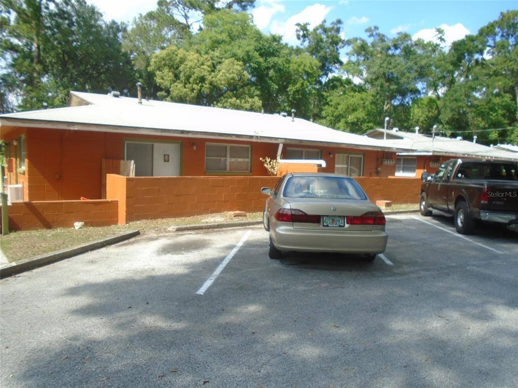Apartment for rent at 1933 NW 4th Ave #1933B, Gainesville, FL 32603