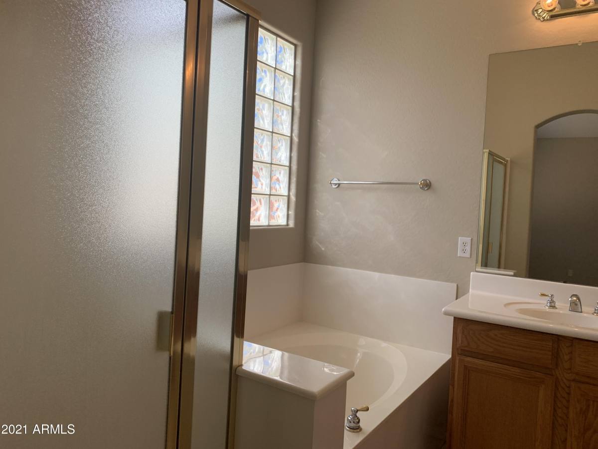 Apartment for rent at 10460 S 182nd Dr, Goodyear, AZ 85338