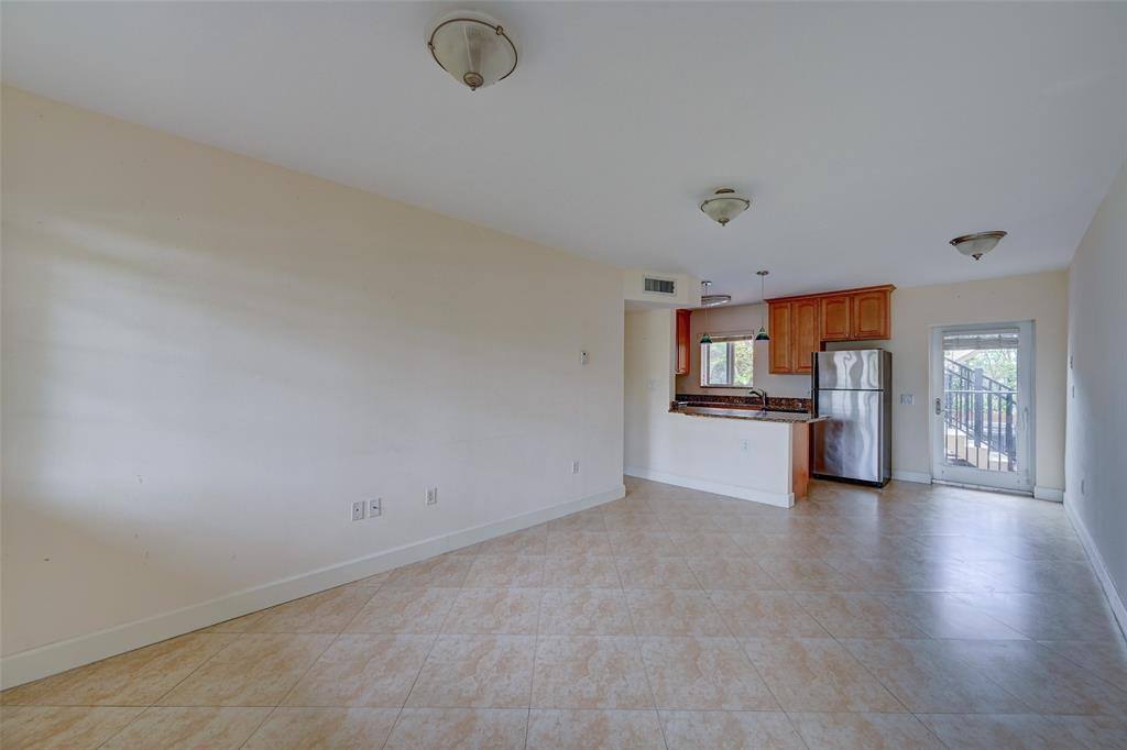Apartment for rent at 410 SW 15th St #105, Pompano Beach, FL 33060