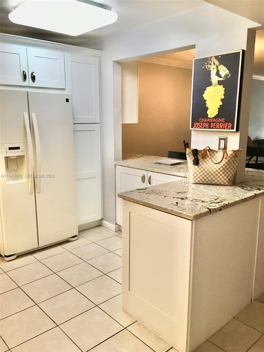 Apartment for rent at 9410 N Hollybrook Lake Dr #103, Hollywood, FL 33025