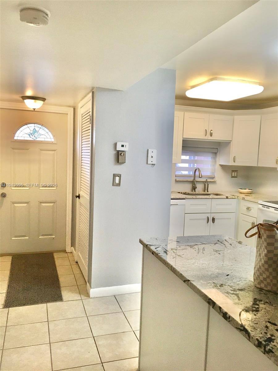 Apartment for rent at 9410 N Hollybrook Lake Dr #103, Hollywood, FL 33025