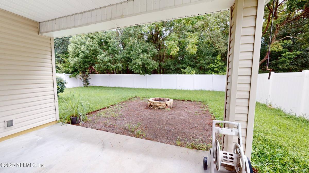 Apartment for rent at 15707 Lexington Park Blvd, Jacksonville, FL 32218