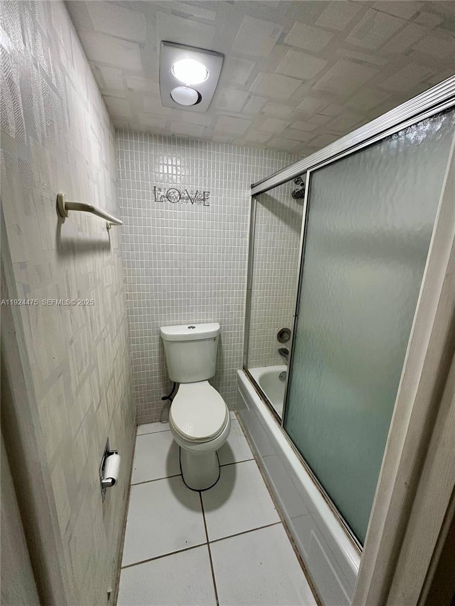 Condo for rent at 3301 Spanish Moss Terrace #302, Fort Lauderdale, FL 33319