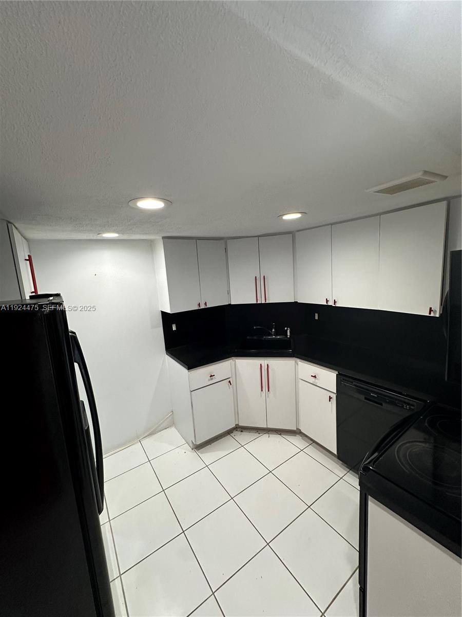 Condo for rent at 3301 Spanish Moss Terrace #302, Fort Lauderdale, FL 33319