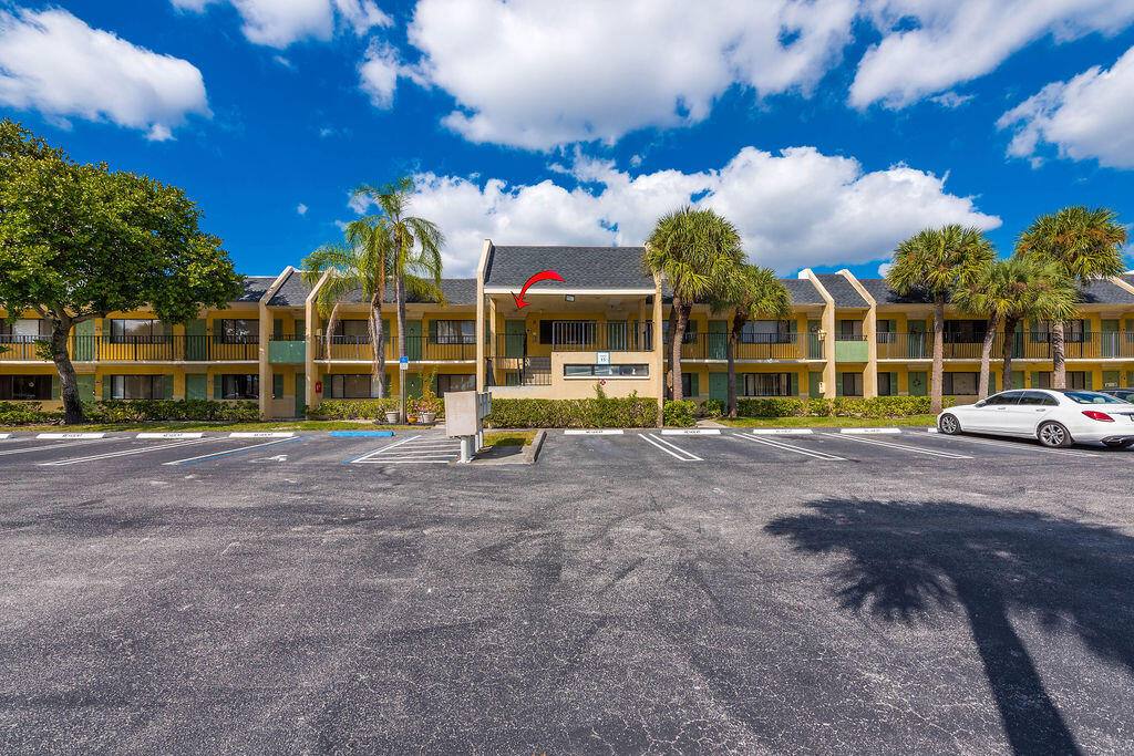 Condo for rent at 1529 Meadows Circle W, Boynton Beach, FL 33436