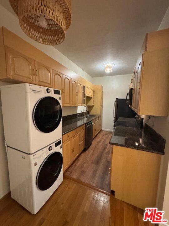 Condo for rent at 340 N Oakhurst Dr #103, Beverly Hills, CA 90210