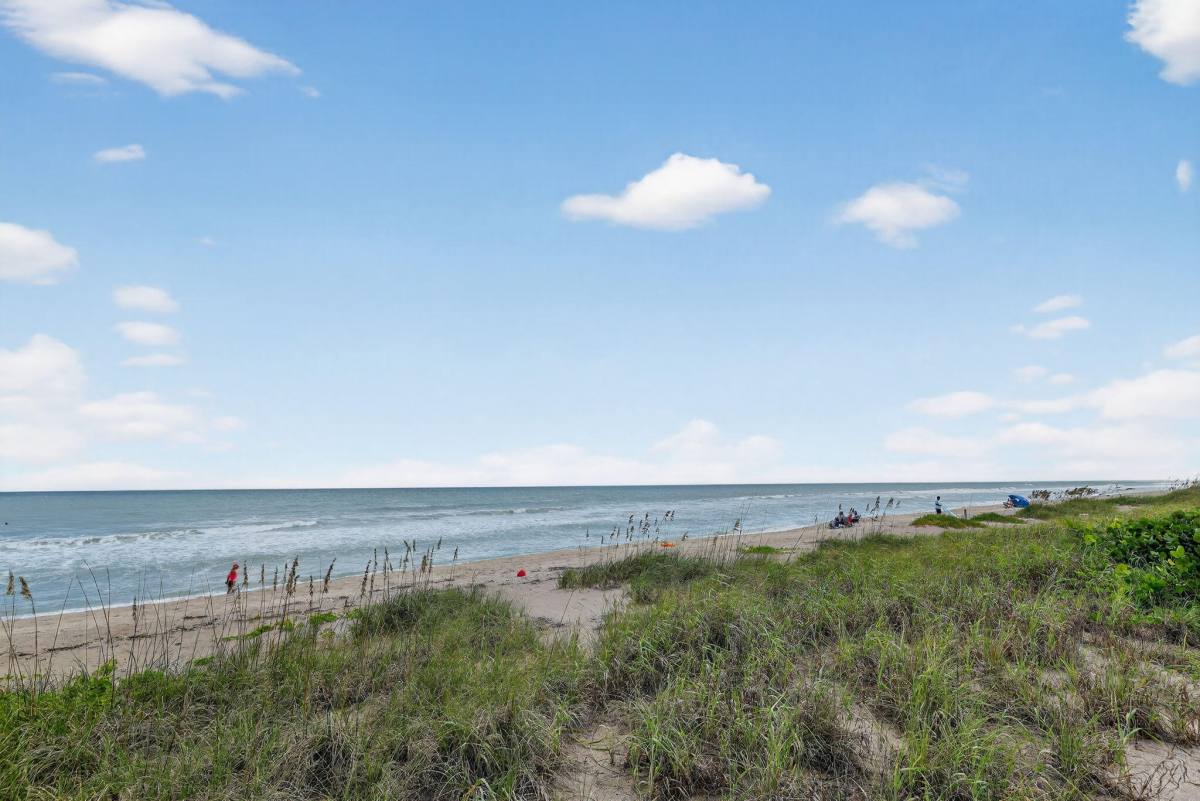 Apartment for rent at 10310 S Ocean Dr #610, Jensen Beach, FL 34957