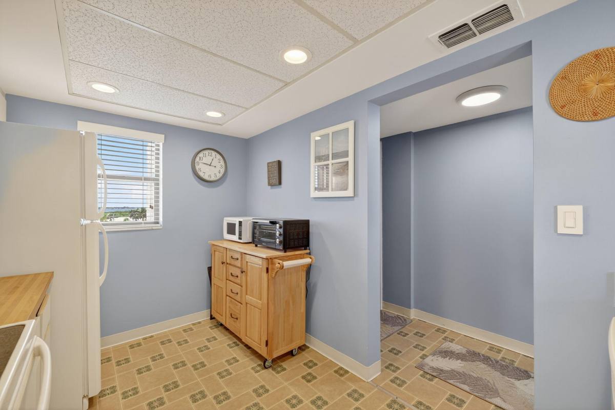 Apartment for rent at 10310 S Ocean Dr #610, Jensen Beach, FL 34957