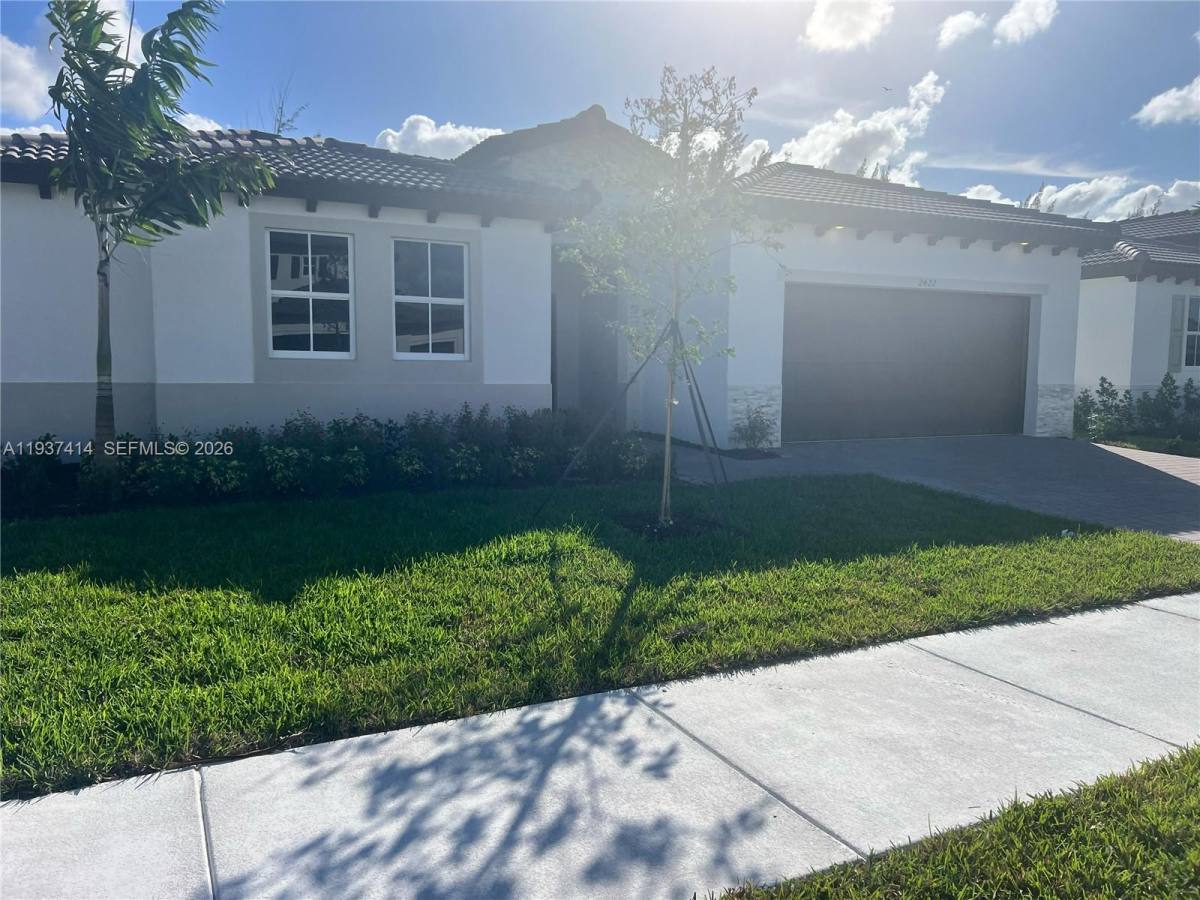 Apartment for rent at 2422 SE 30th St, Homestead, FL 33035