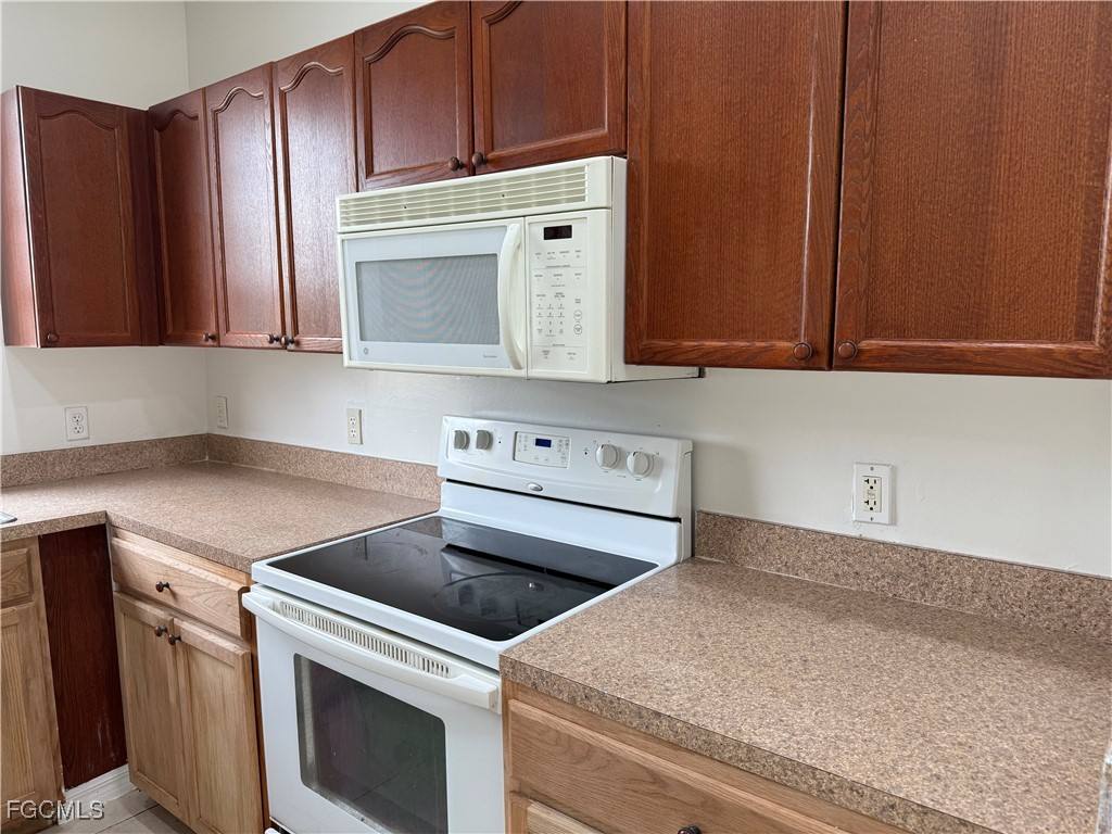 Apartment for rent at 3969 Sunset Rd, Lehigh Acres, FL 33971
