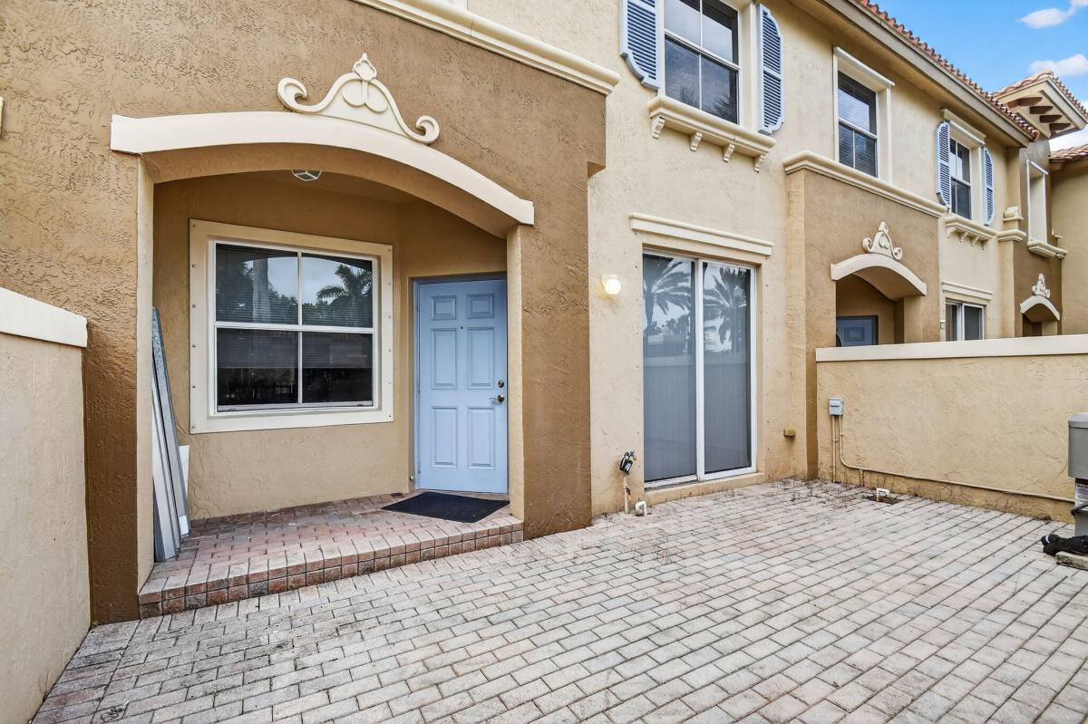 Townhouse for rent at 2938 Hope Valley St #109, West Palm Beach, FL 33411