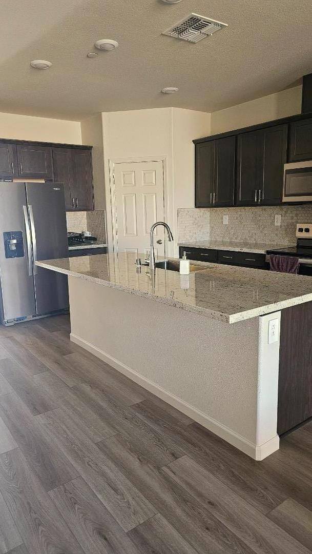 Apartment for rent at 2865 Bering St, Manteca, CA 95337