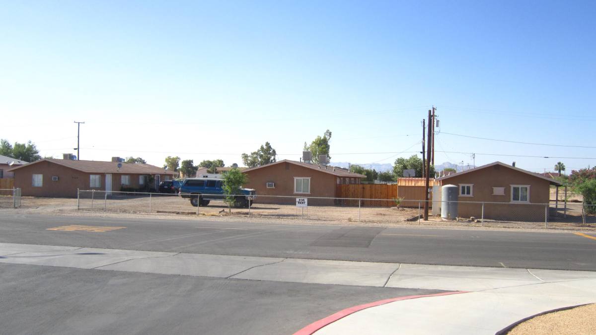 Apartment for rent at 10340 E Vernon Ave #1, Blythe, CA 92225