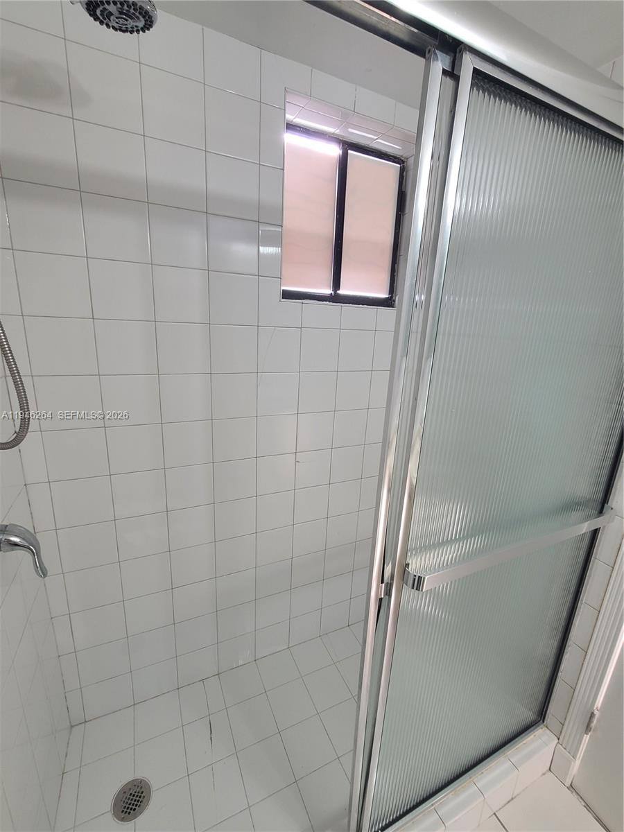 Apartment for rent at 5440 W 21st Ave #302, Hialeah, FL 33016