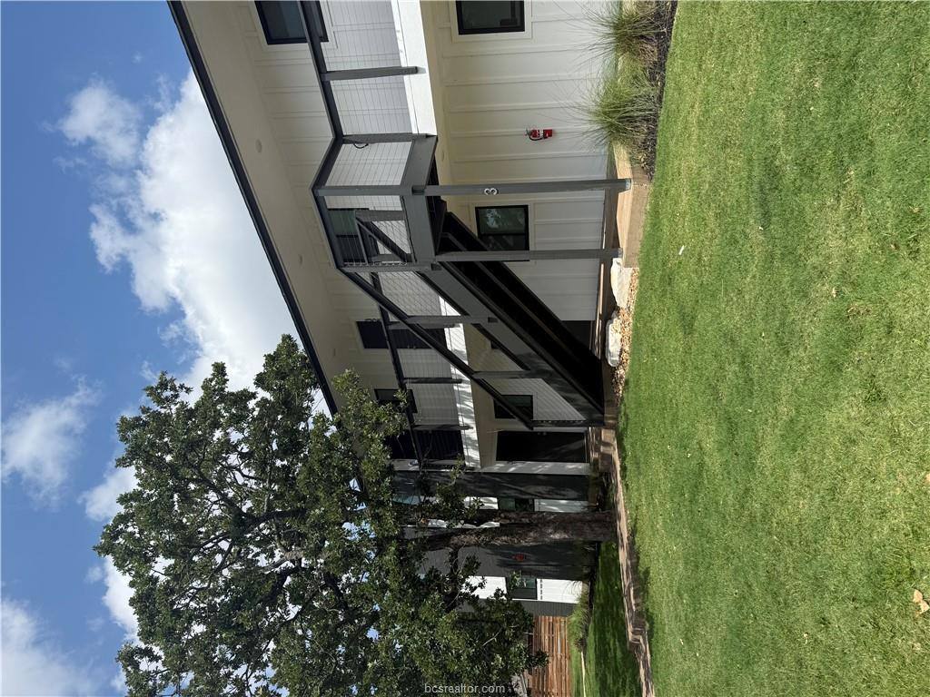 Apartment for rent at 704 Yegua St #704, Bryan, TX 77801
