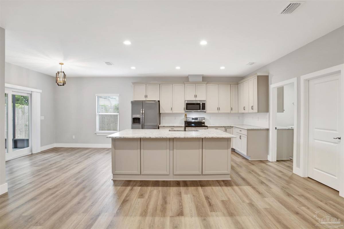 Apartment for rent at 4320 Quiet Court, Gulf Breeze, FL 32563